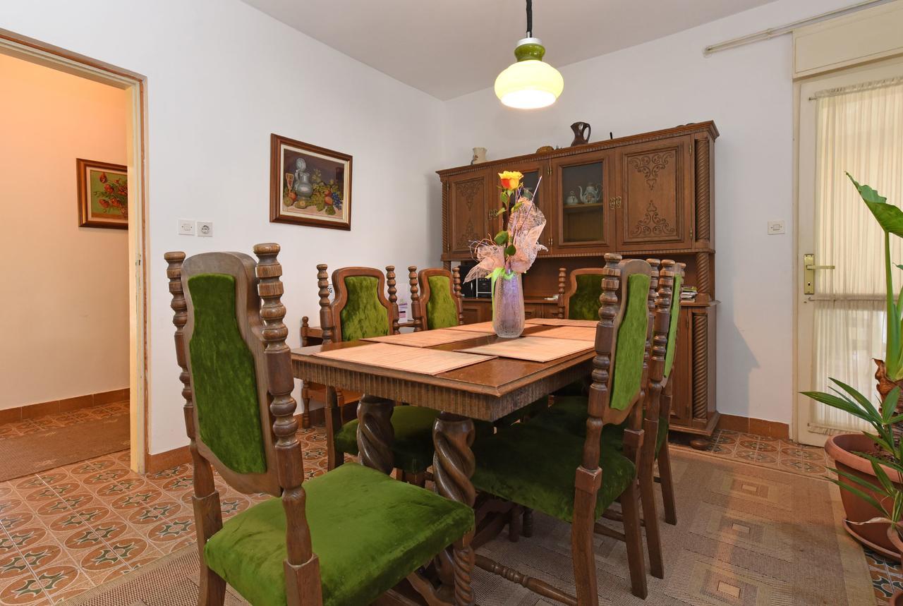Apartments Josip 74 Pula Exterior photo
